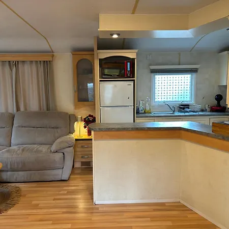Saint Tropez, , Mobil Luxe Chez Josy Гассен