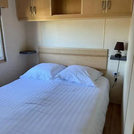 Кемпинг Saint Tropez, , Mobil Luxe Chez Josy Гассен
