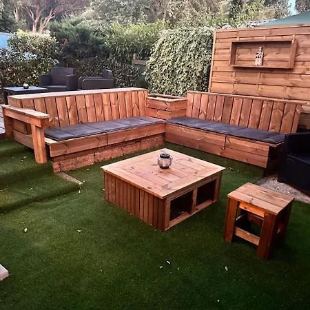 אתר קמפינג Saint Tropez, , Mobil Luxe Chez Josy גאסה